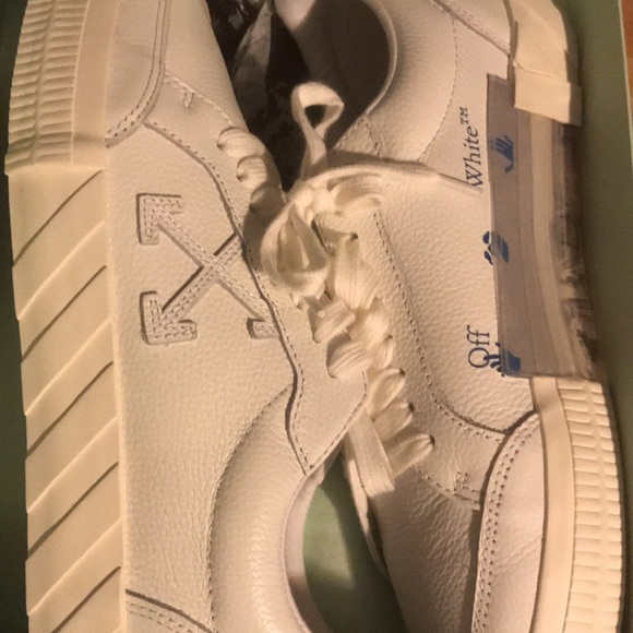 Off-White Other - Off whites